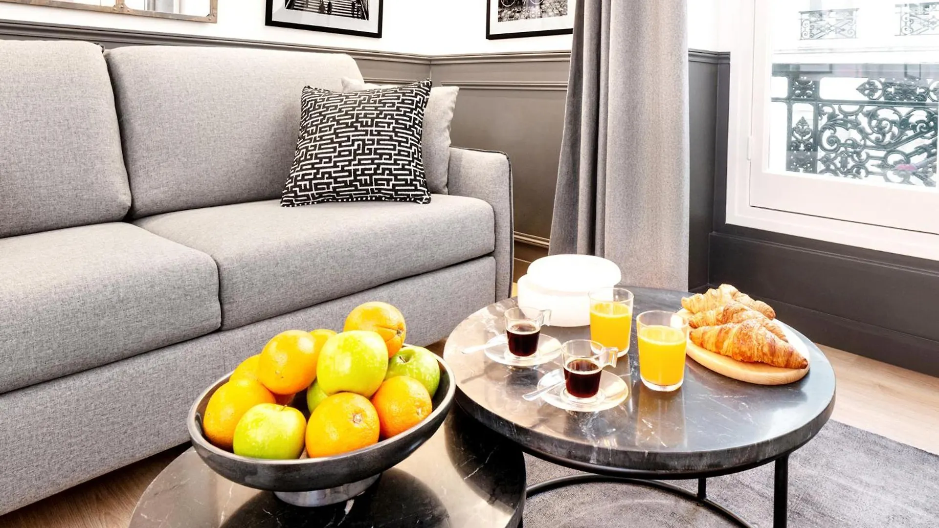 Livinparis - Luxury Ac 3 Bedrooms Le Louvre I * Paris